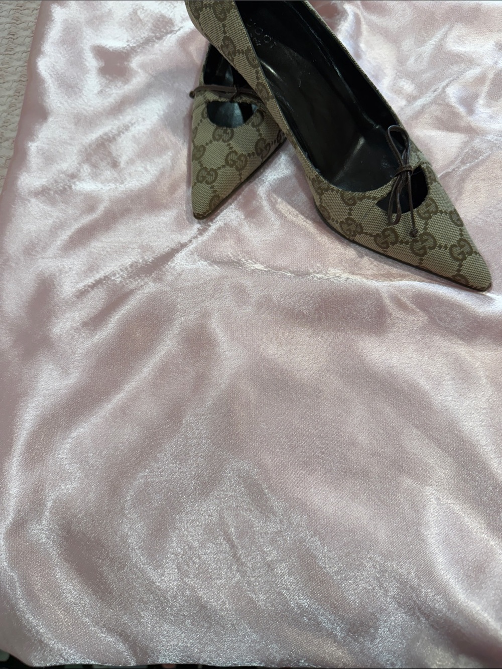 Gucci Brown Monogram Pointed Toe Bow Pumps